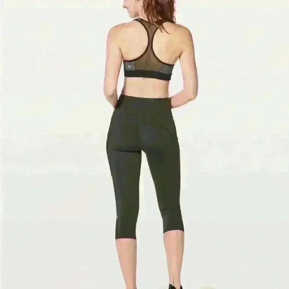 Lululemon Speed Up Bra *High Support - Picture 2 of 5